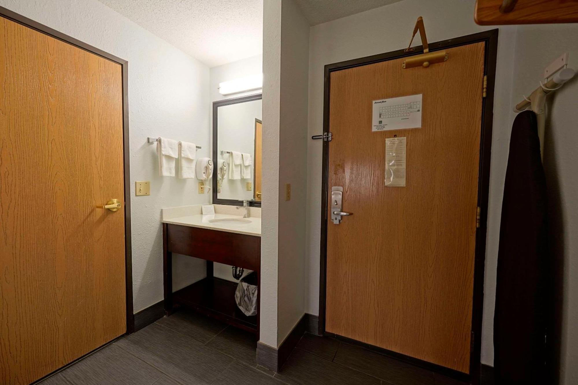 Quality Inn & Suites Harrington - Milford Exteriér fotografie