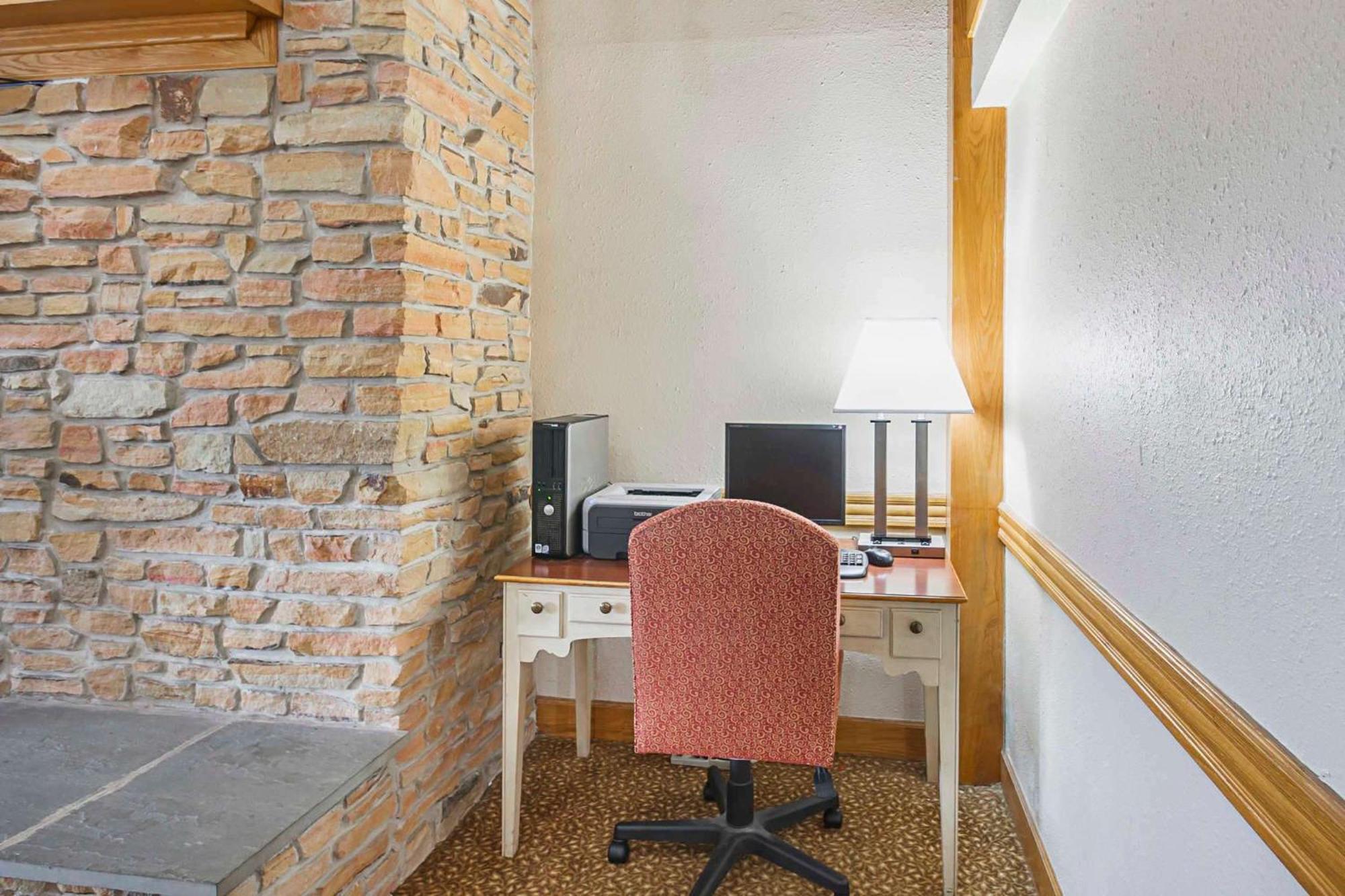 Quality Inn & Suites Harrington - Milford Exteriér fotografie